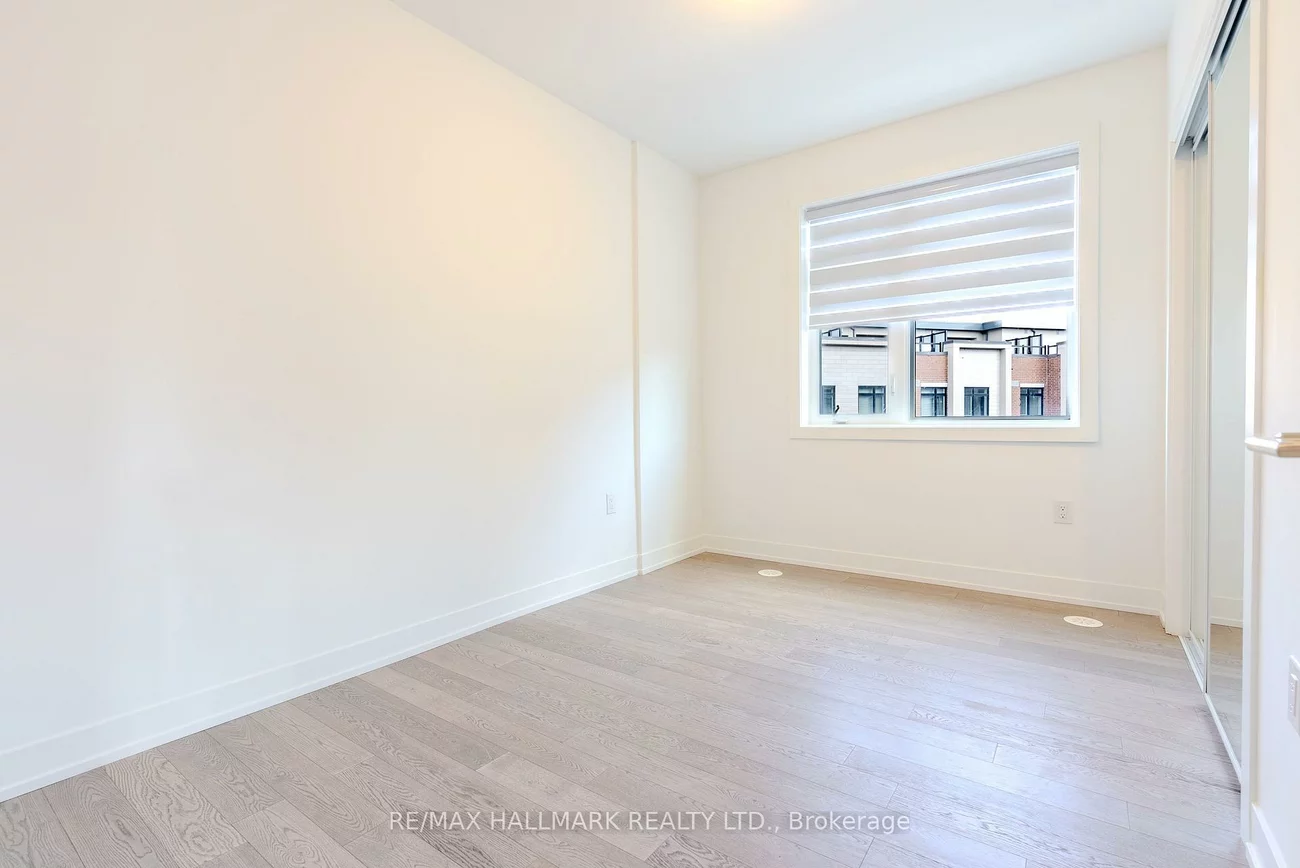 1085, Douglas Mccurdy, Lakeview, Mississauga