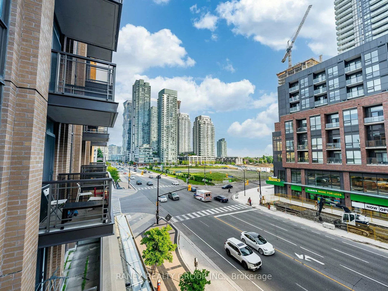 385, Prince Of Wales, City Centre, Mississauga