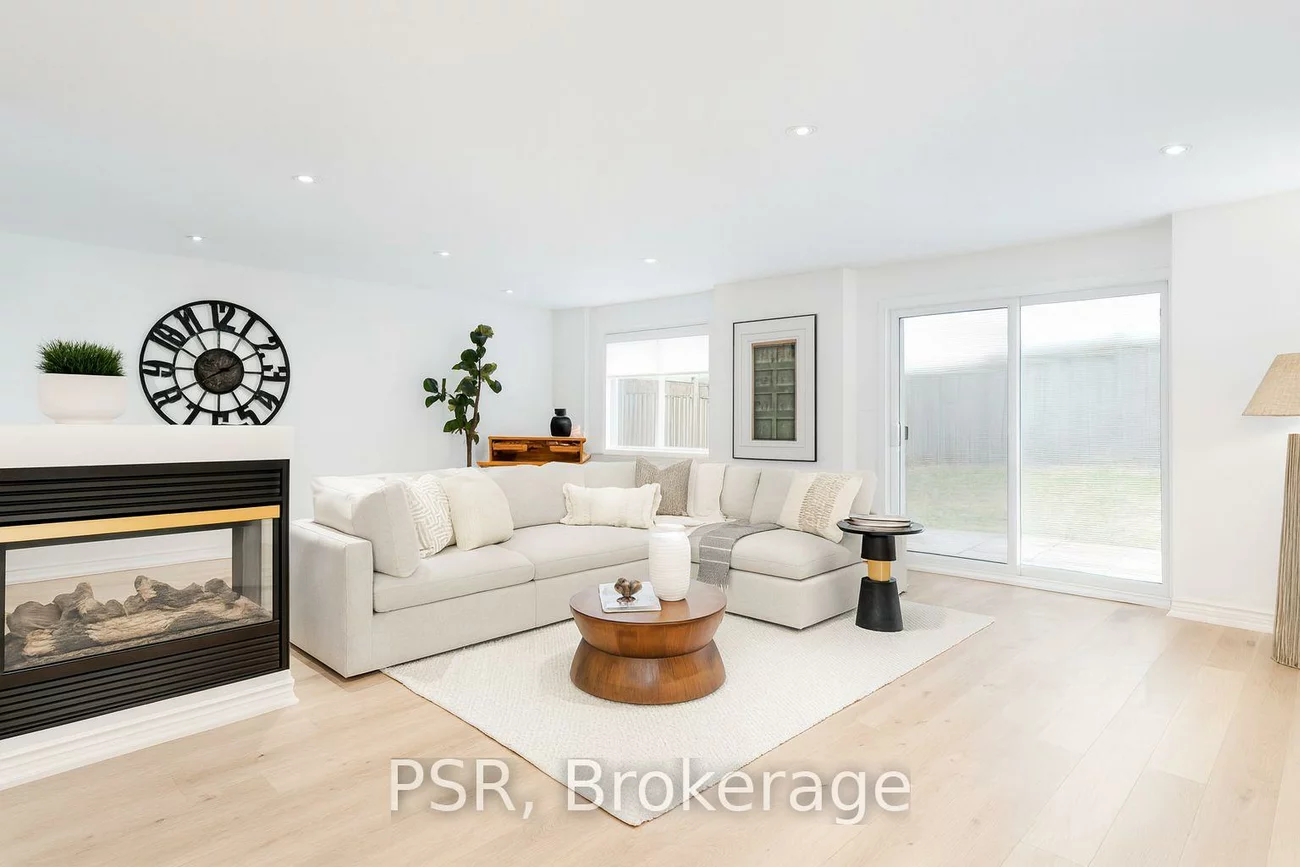 1010, Cristina, Clarkson, Mississauga