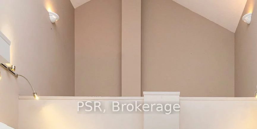 1010, Cristina, Clarkson, Mississauga