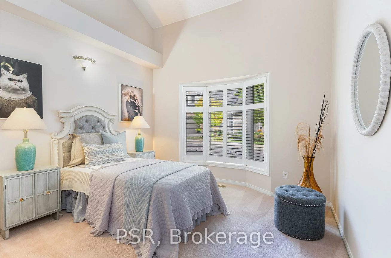 1010, Cristina, Clarkson, Mississauga