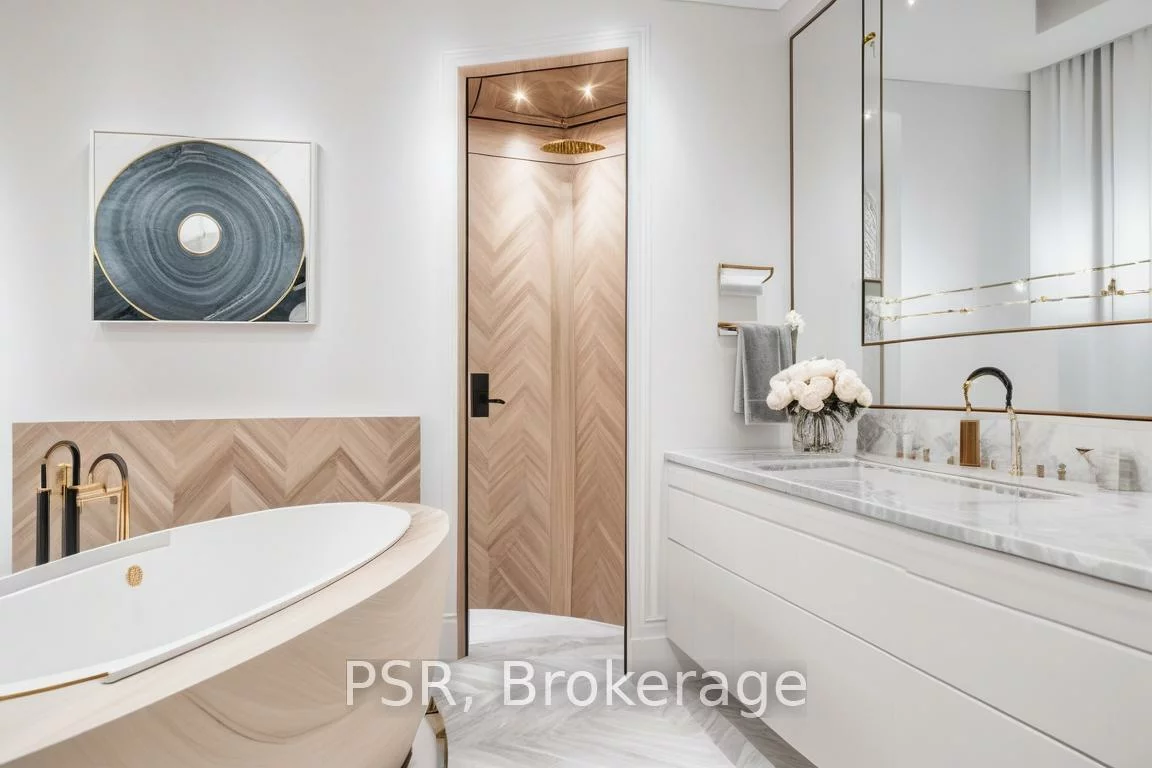 1010, Cristina, Clarkson, Mississauga