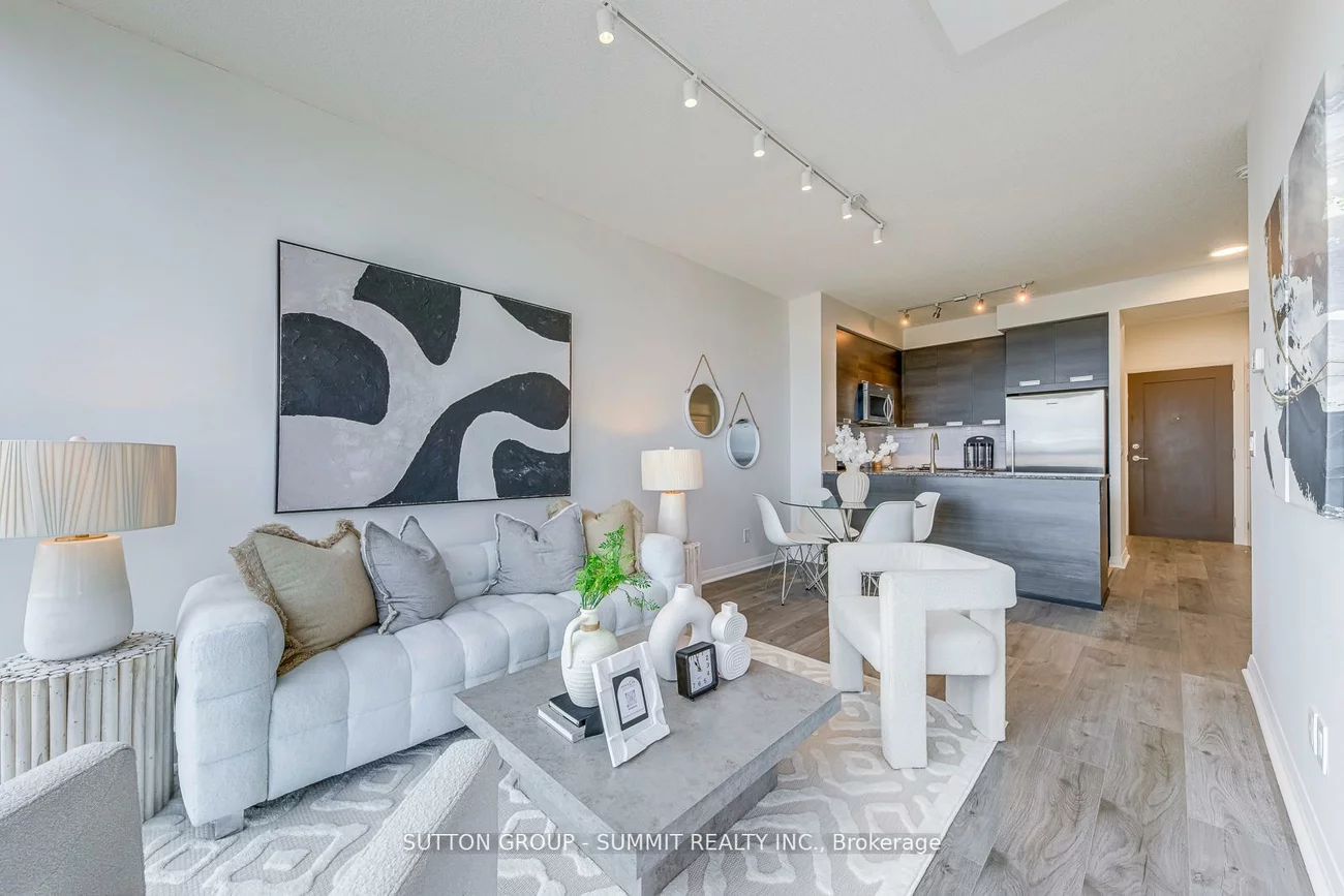 55, Eglinton, Hurontario, Mississauga