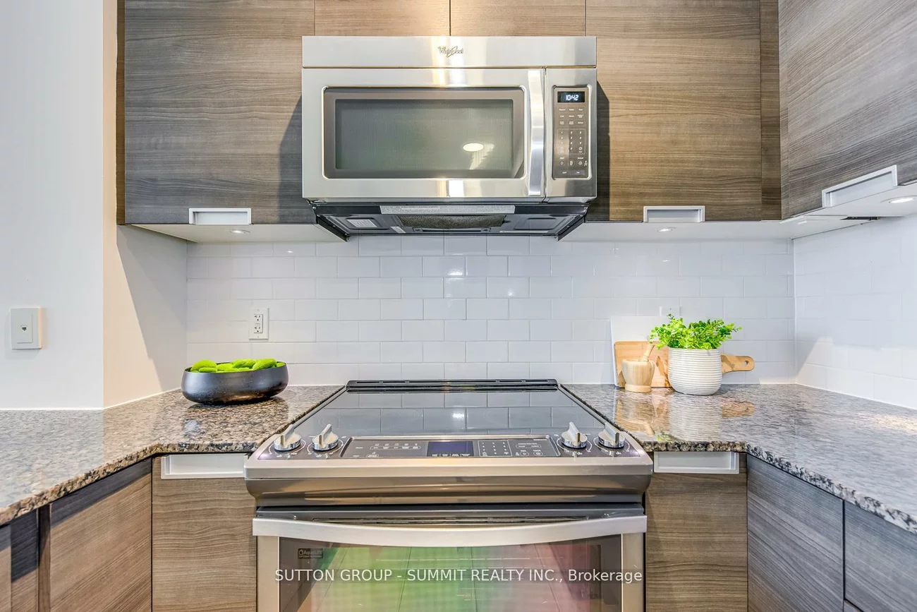 55, Eglinton, Hurontario, Mississauga