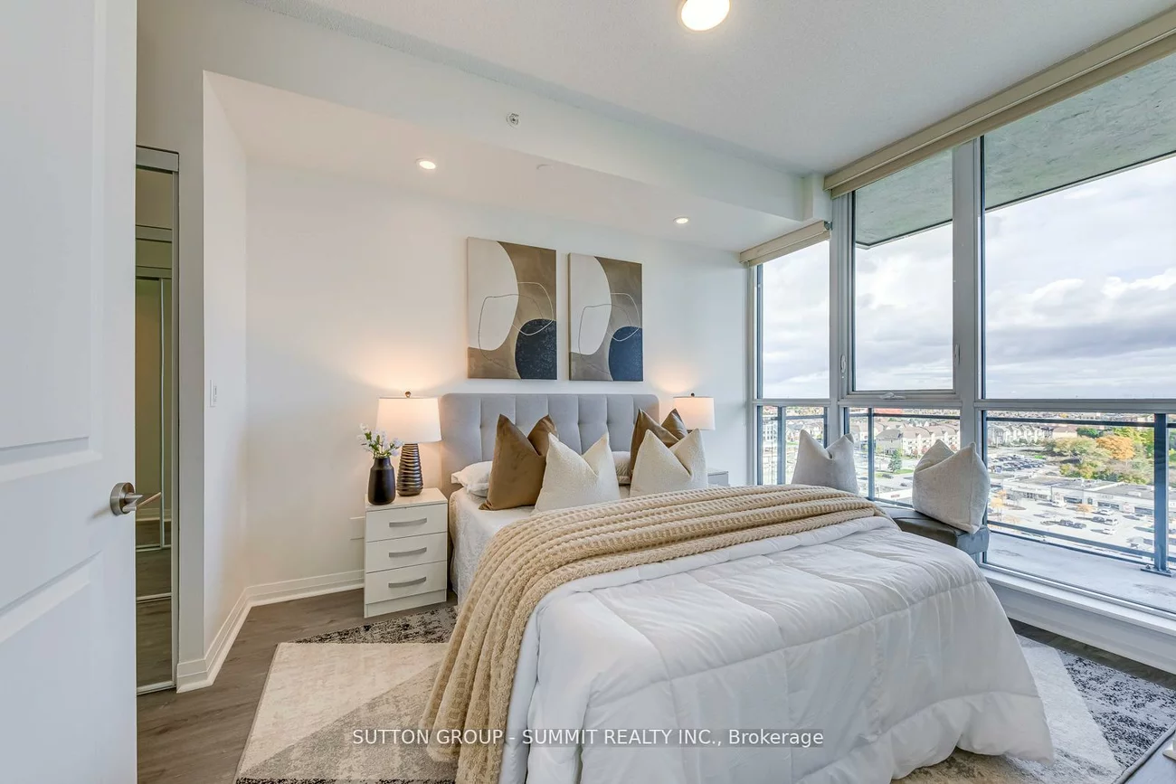 55, Eglinton, Hurontario, Mississauga