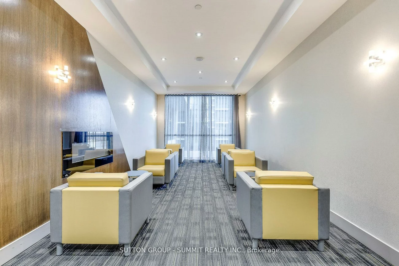 55, Eglinton, Hurontario, Mississauga