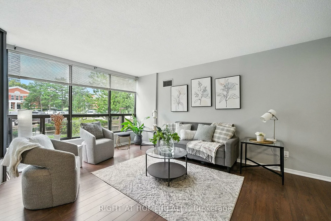 200, Robert Speck, Rathwood, Mississauga