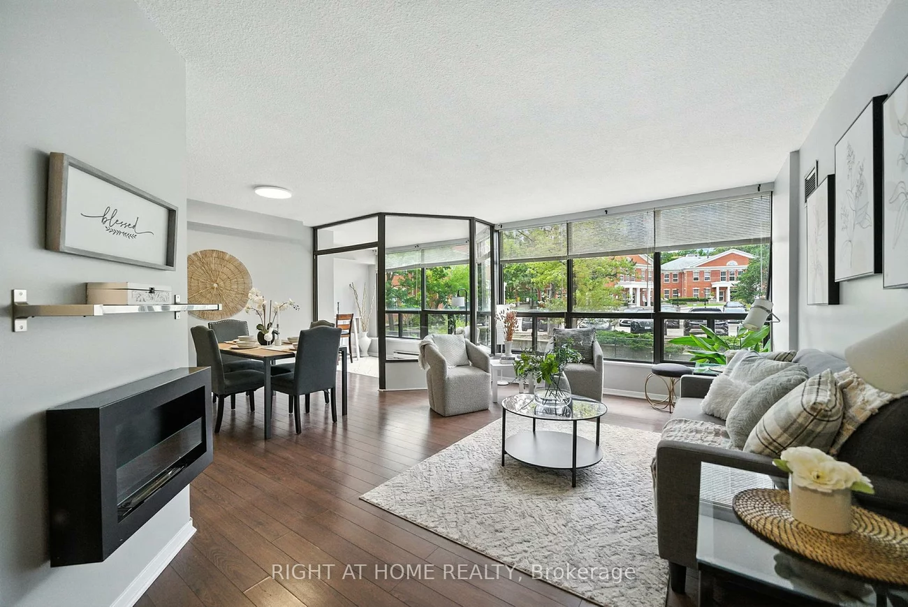 200, Robert Speck, Rathwood, Mississauga