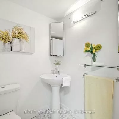 200, Robert Speck, Rathwood, Mississauga