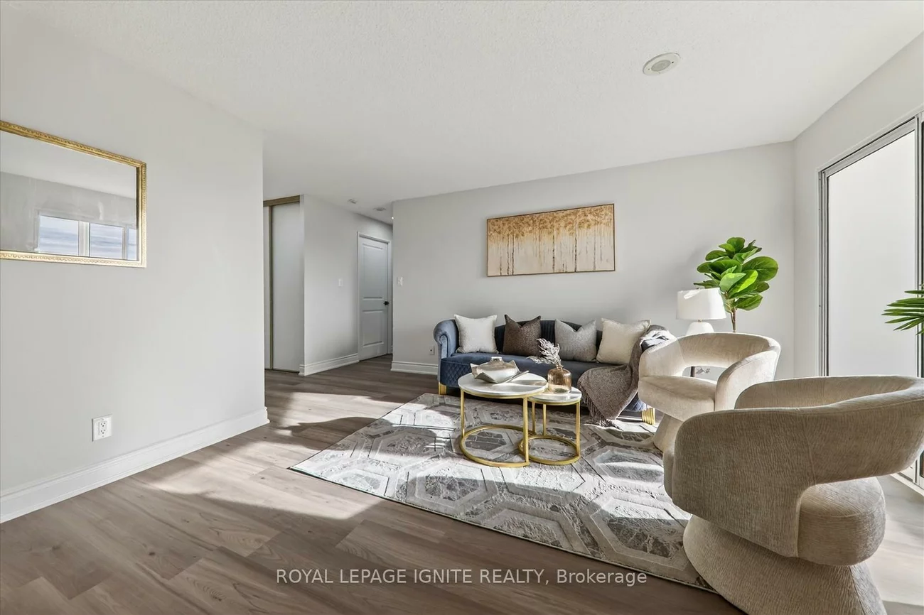 155, Hillcrest, Cooksville, Mississauga