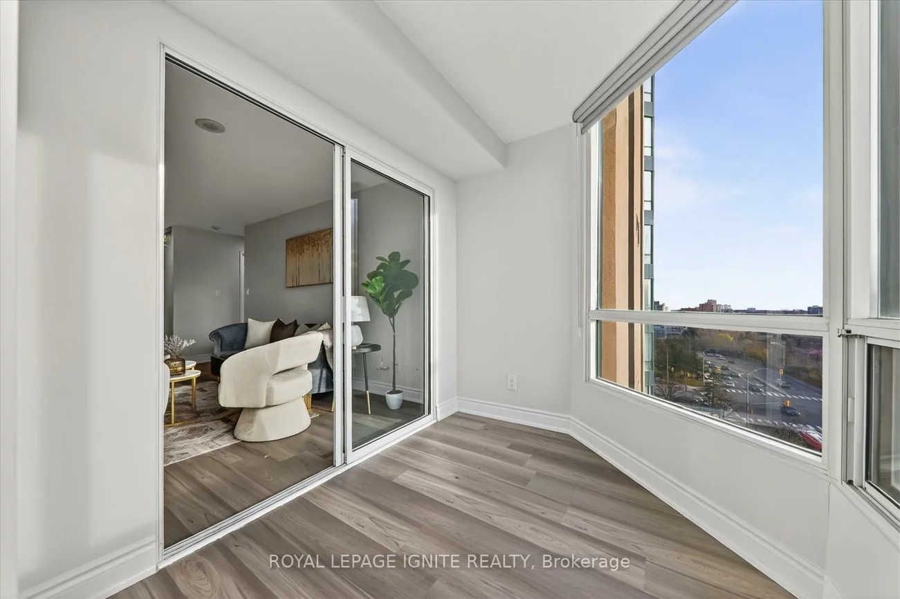 155, Hillcrest, Cooksville, Mississauga