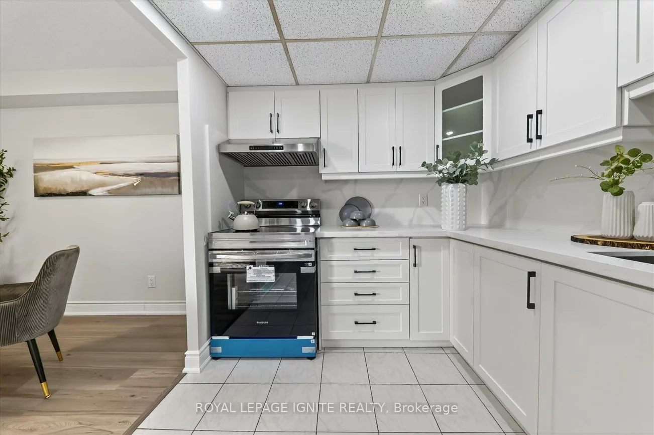 155, Hillcrest, Cooksville, Mississauga