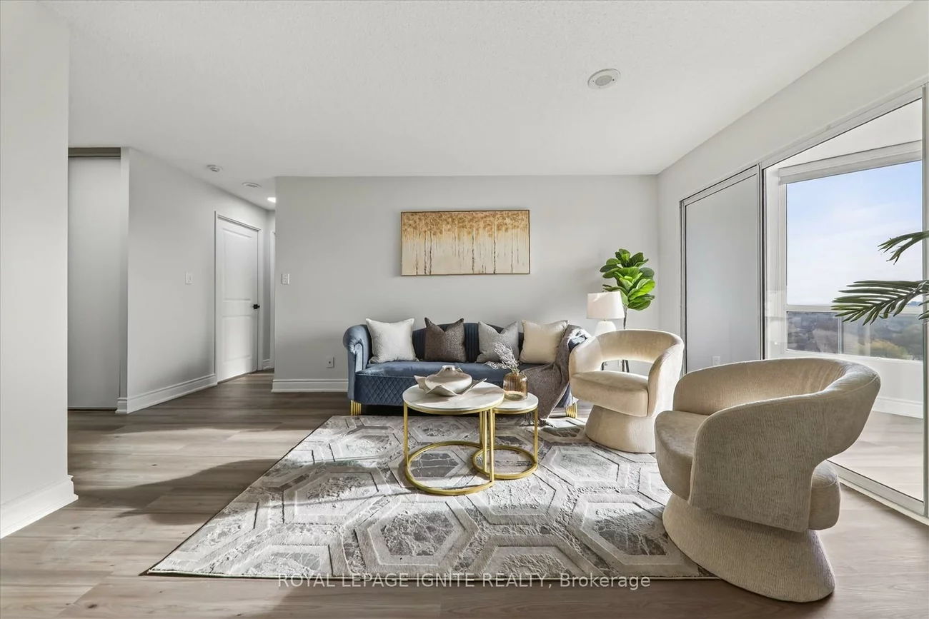 155, Hillcrest, Cooksville, Mississauga