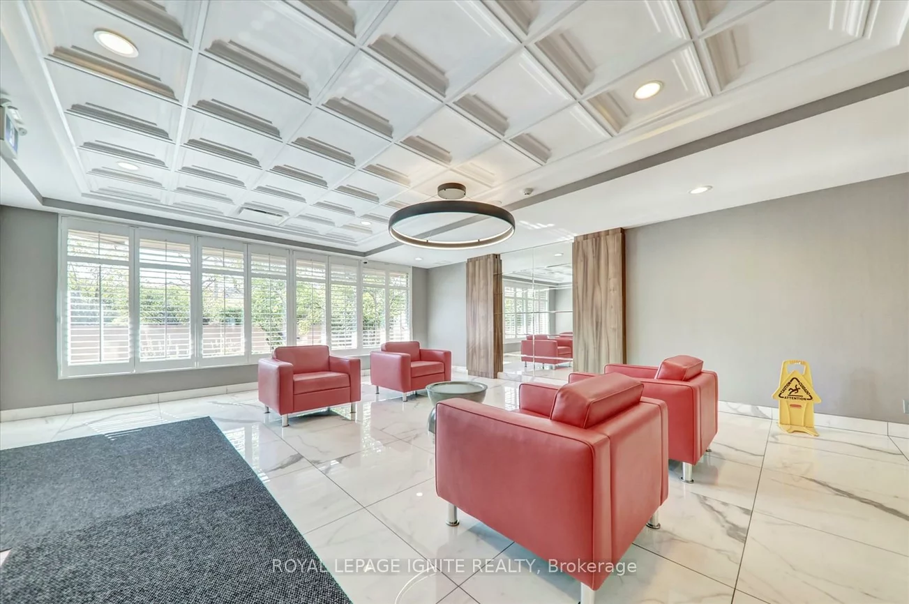 155, Hillcrest, Cooksville, Mississauga