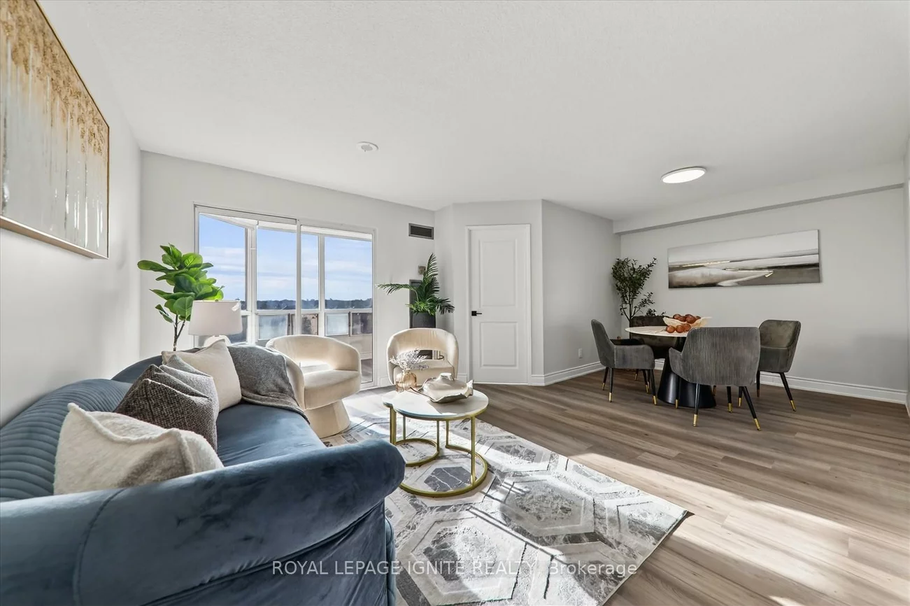 155, Hillcrest, Cooksville, Mississauga