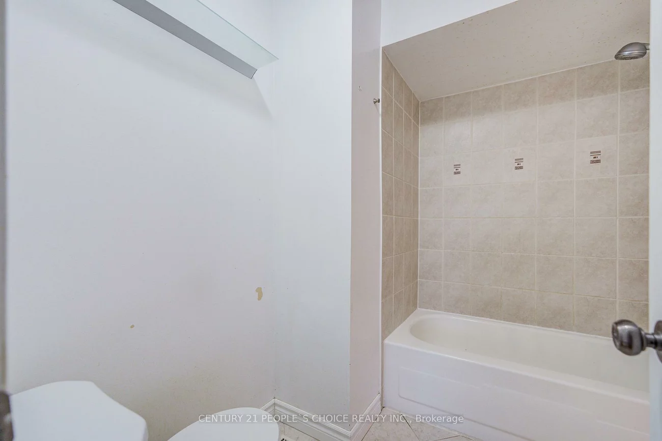 3025, Cedarglen, Erindale, Mississauga