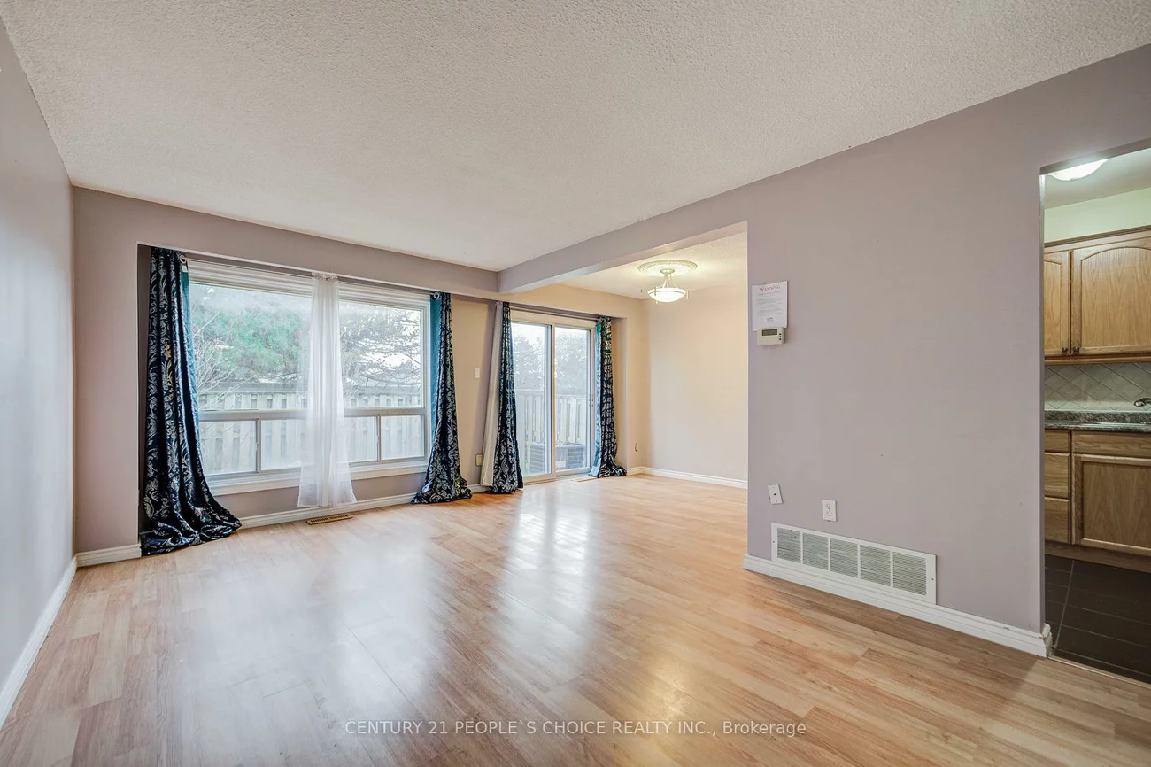 3025, Cedarglen, Erindale, Mississauga