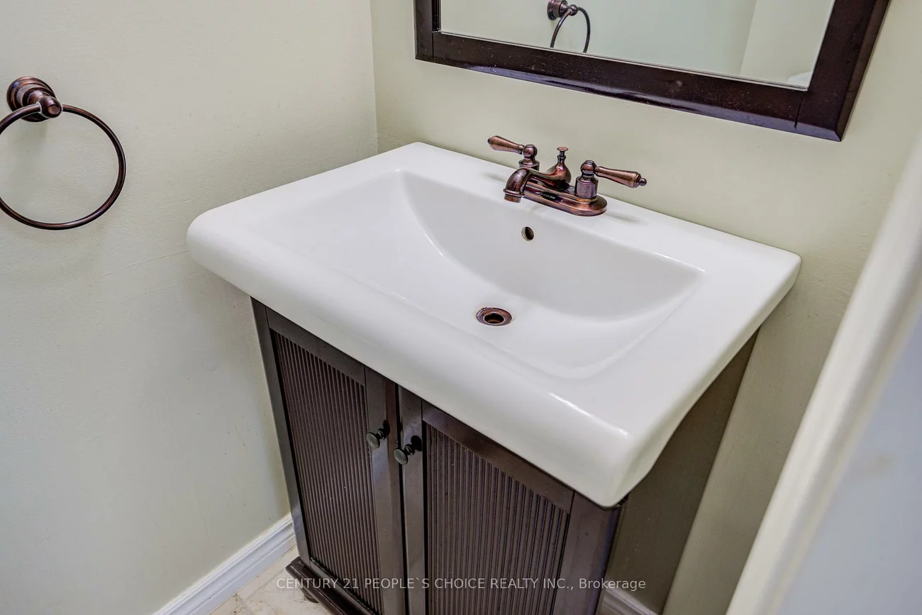 3025, Cedarglen, Erindale, Mississauga