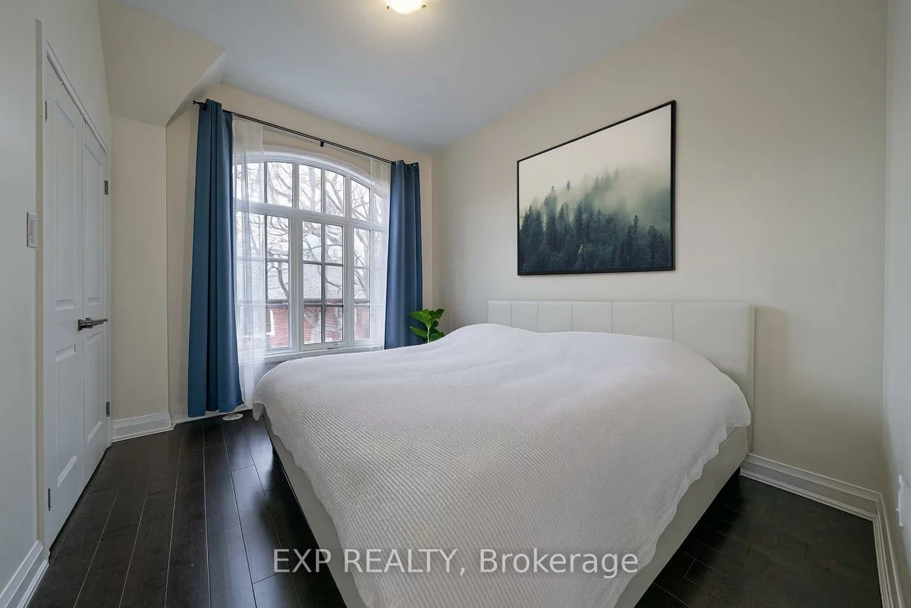 3077, Cawthra Road, Applewood, Mississauga