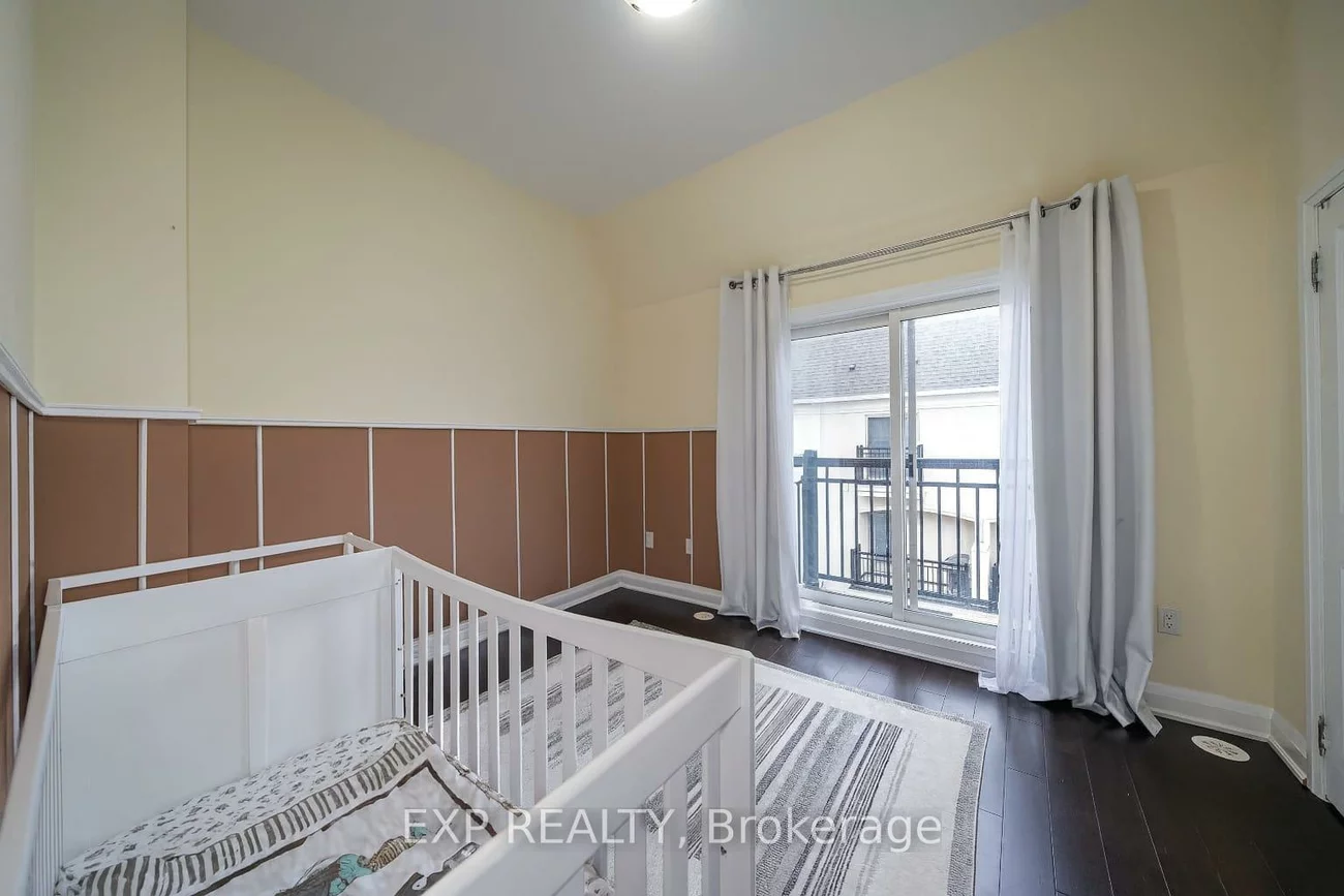 3077, Cawthra Road, Applewood, Mississauga