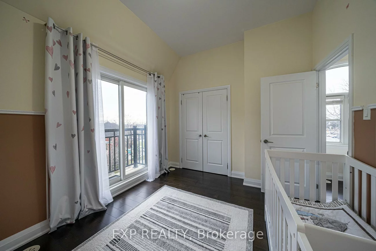 3077, Cawthra Road, Applewood, Mississauga