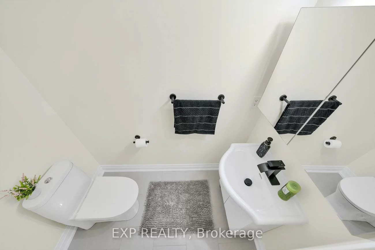 3077, Cawthra Road, Applewood, Mississauga