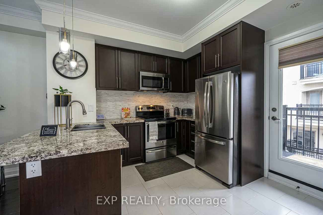 3077, Cawthra Road, Applewood, Mississauga