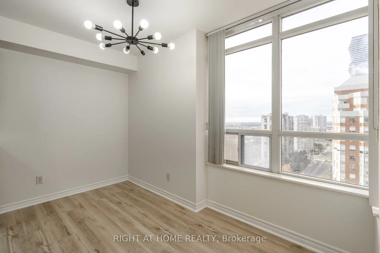 3880, Duke Of York, City Centre, Mississauga