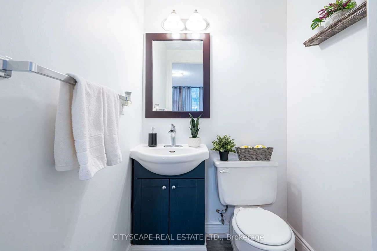 2121, Roche, Sheridan, Mississauga