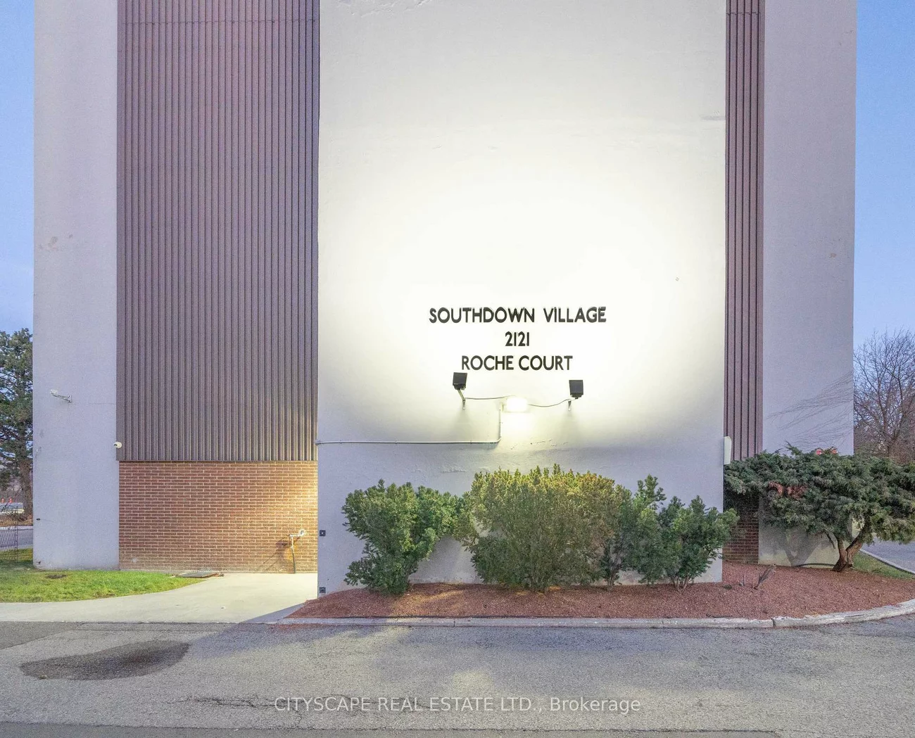 2121, Roche, Sheridan, Mississauga