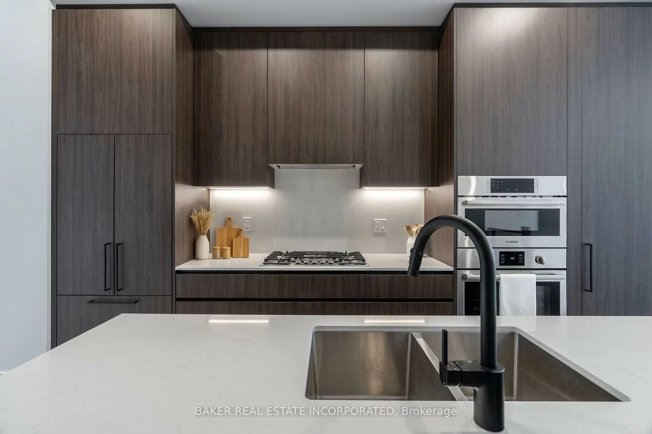 50, Coveside, Port Credit, Mississauga