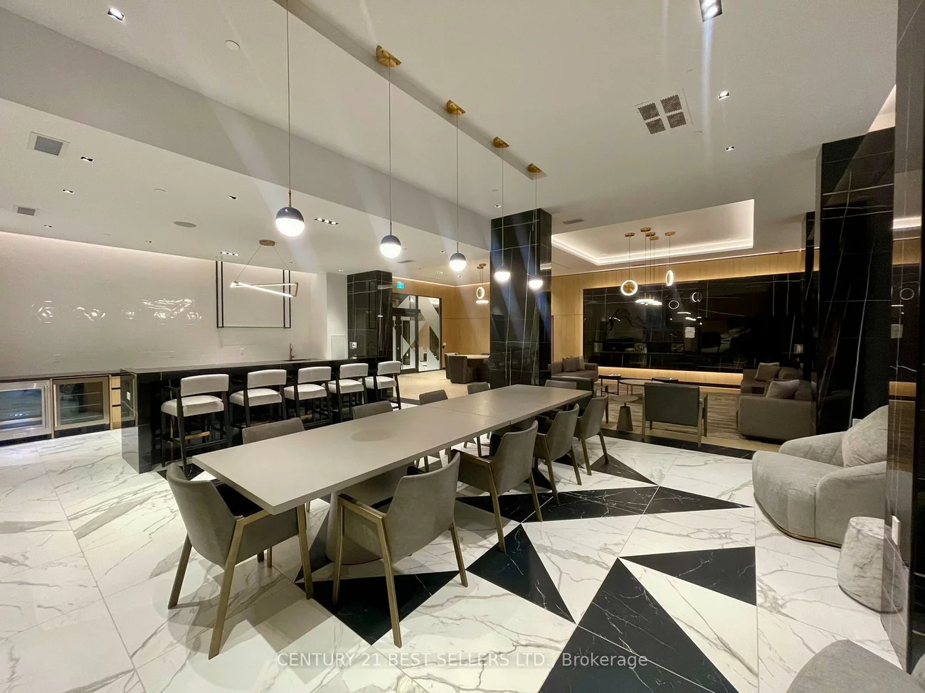 202, Burnhamthorpe, Mississauga Valleys, Mississauga