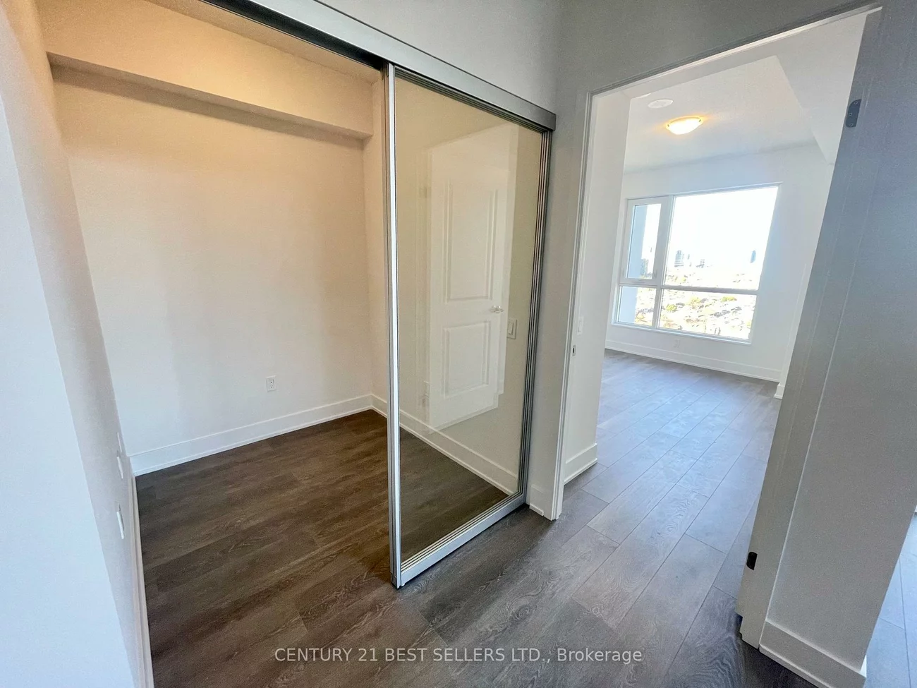 202, Burnhamthorpe, Mississauga Valleys, Mississauga