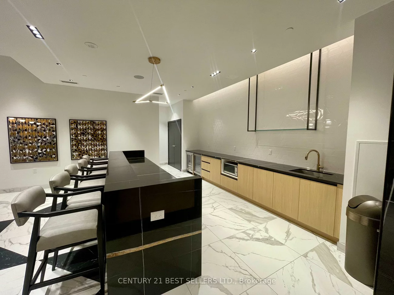 202, Burnhamthorpe, Mississauga Valleys, Mississauga