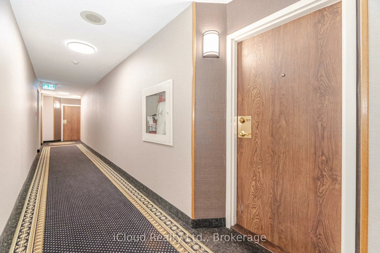 550, Webb, City Centre, Mississauga