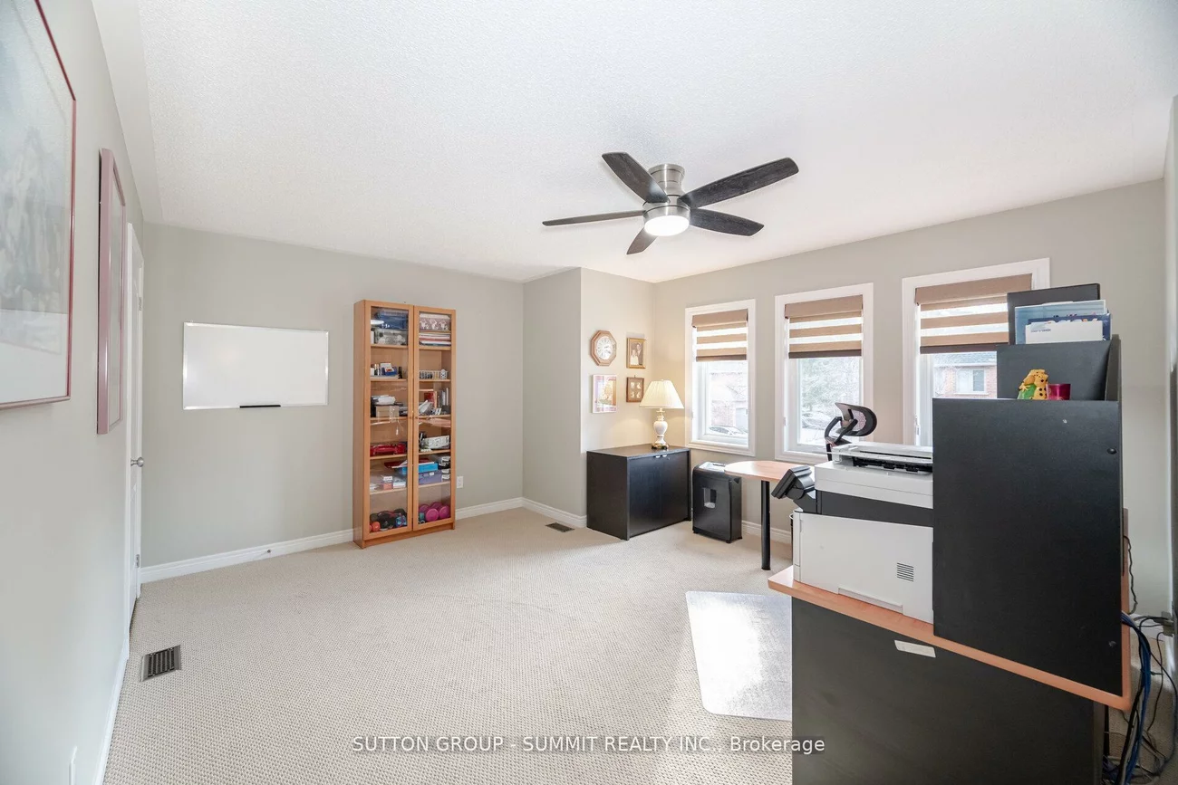 1905, Broad Hollow, Erin Mills, Mississauga