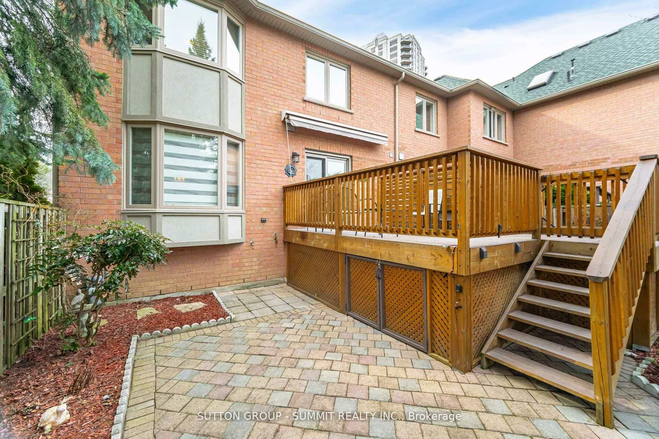 1905, Broad Hollow, Erin Mills, Mississauga