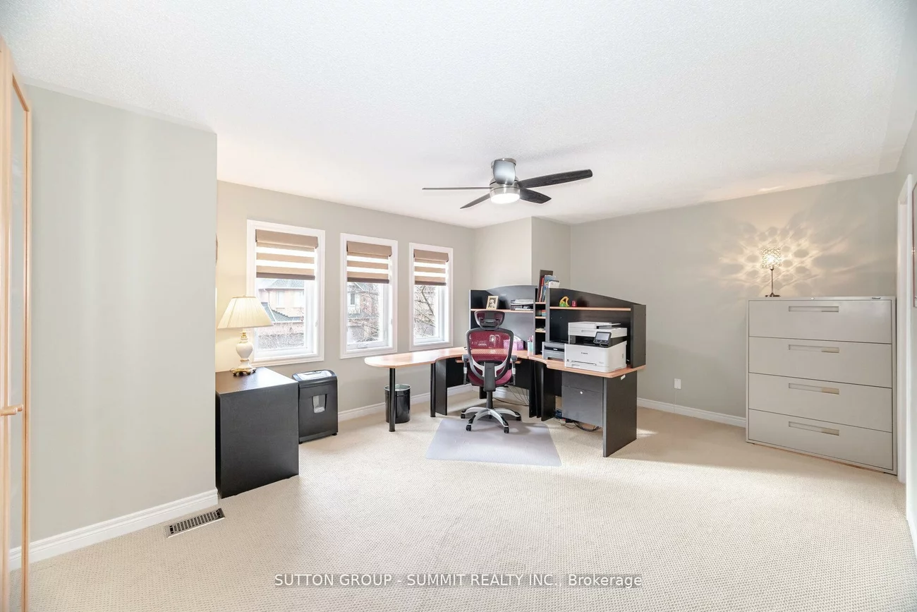 1905, Broad Hollow, Erin Mills, Mississauga