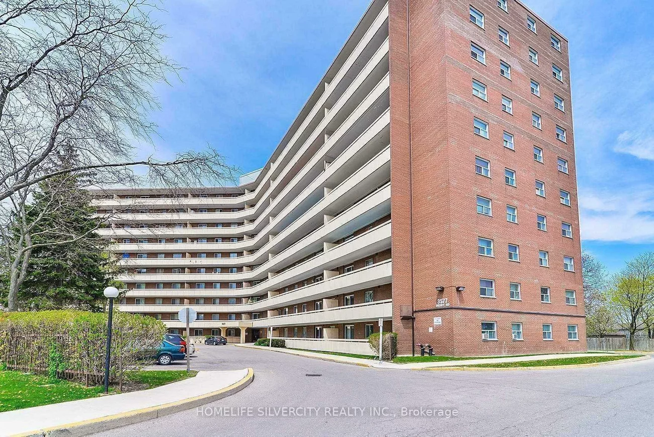 3577, Derry, Malton, Mississauga