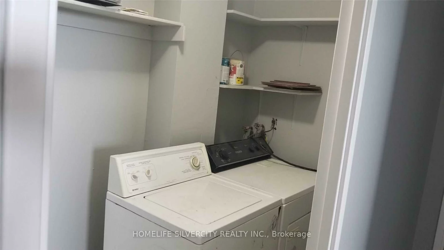 3577, Derry, Malton, Mississauga