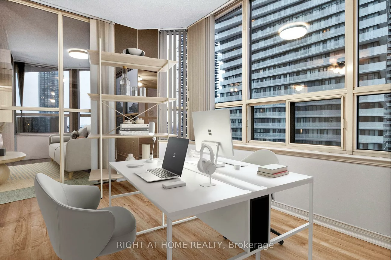 400, Webb, City Centre, Mississauga