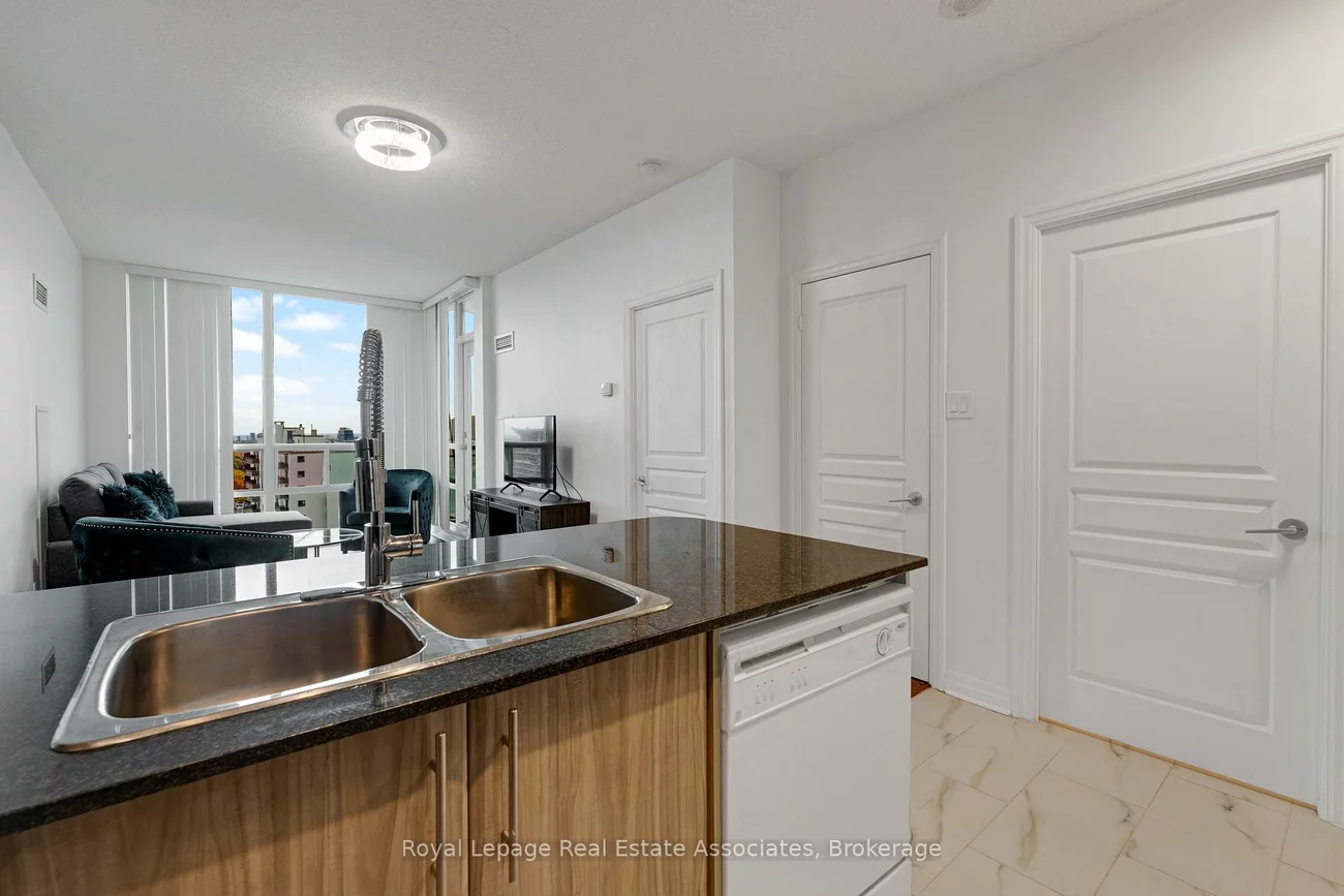 3515, Kariya, Fairview, Mississauga