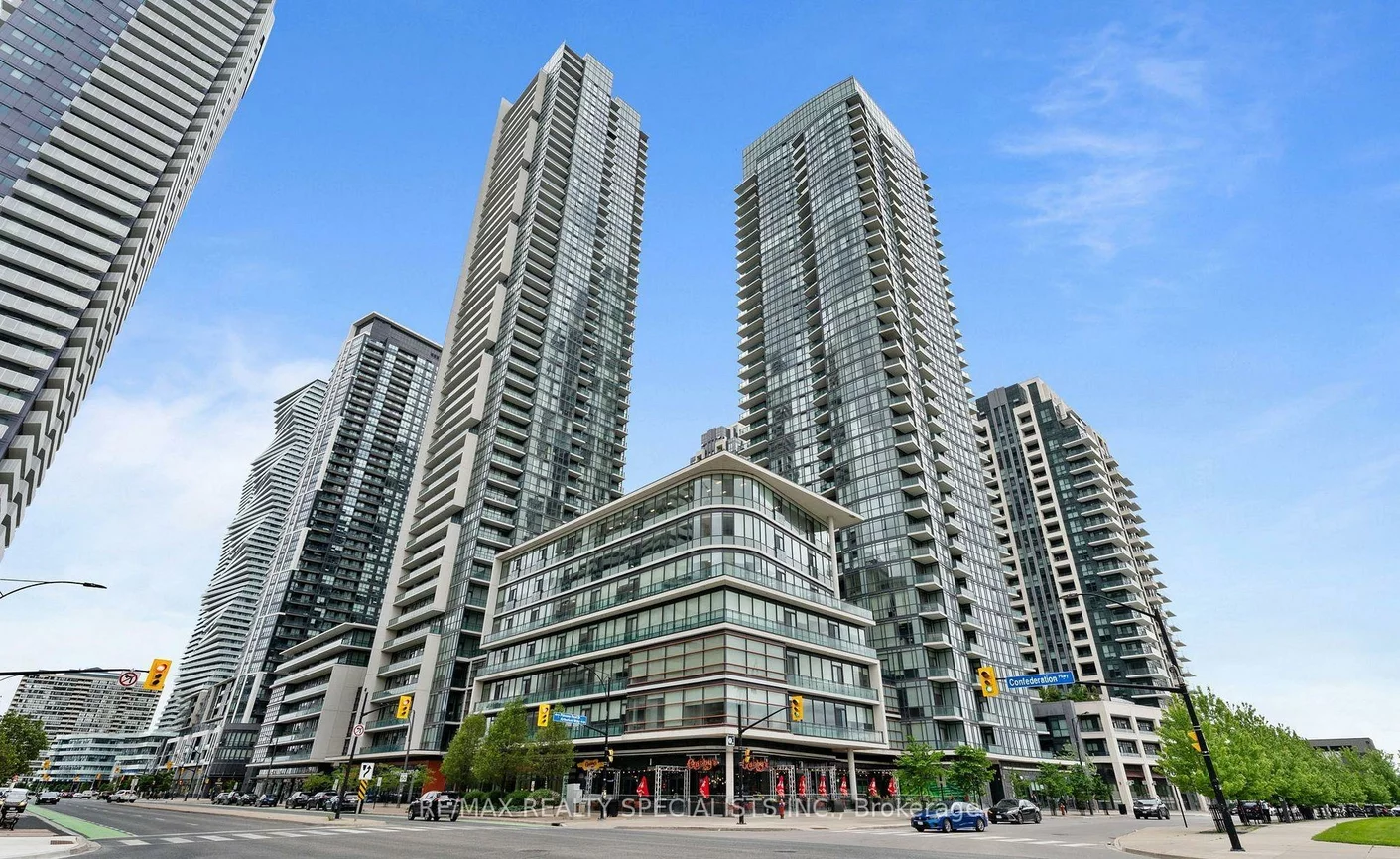 4070, Confederation, City Centre, Mississauga