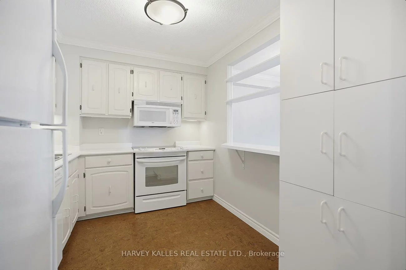 965, Inverhouse, Clarkson, Mississauga