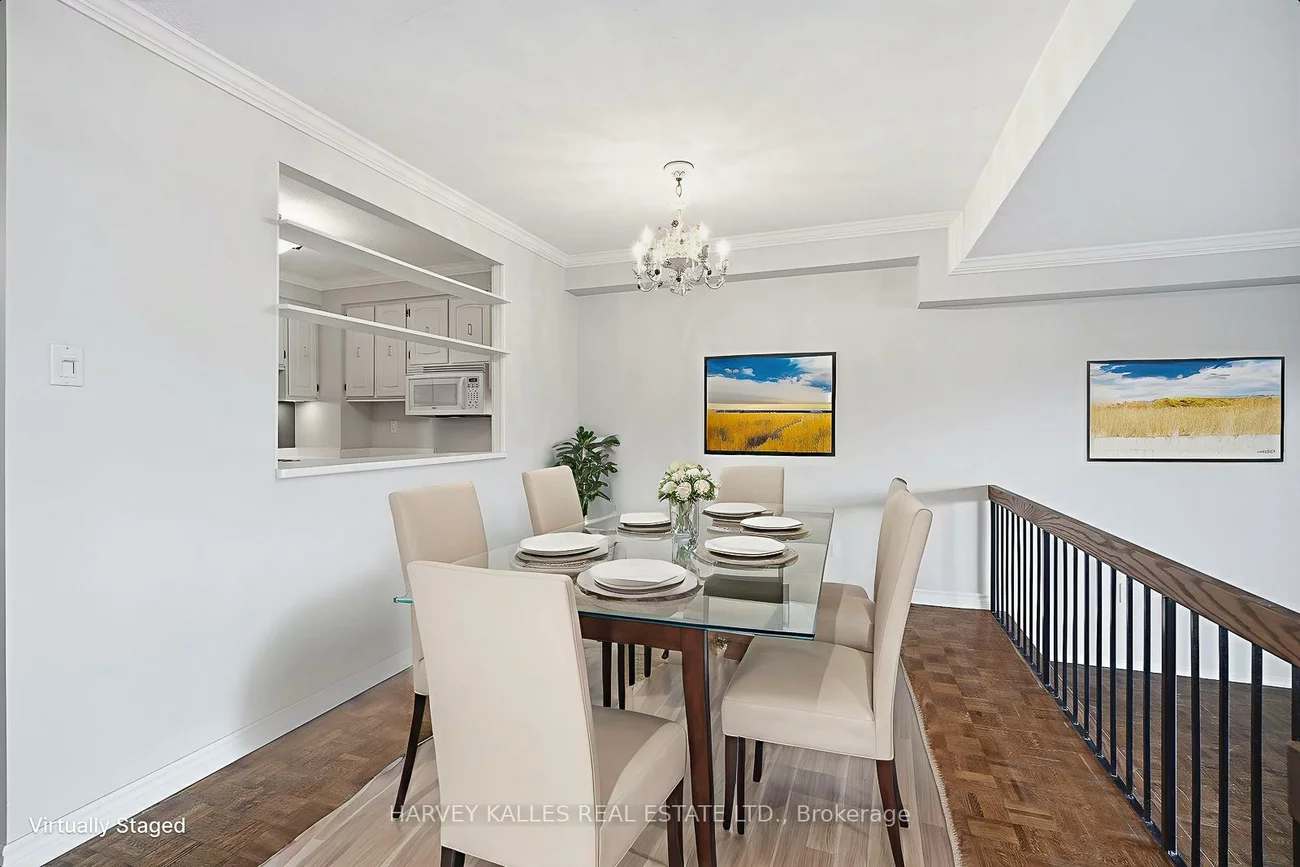 965, Inverhouse, Clarkson, Mississauga