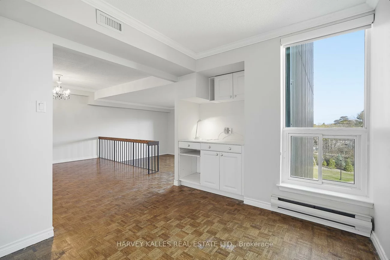 965, Inverhouse, Clarkson, Mississauga