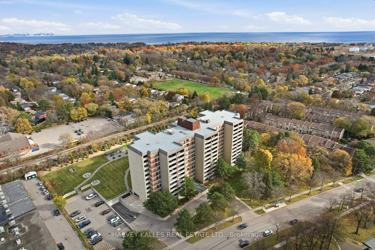 965, Inverhouse, Clarkson, Mississauga