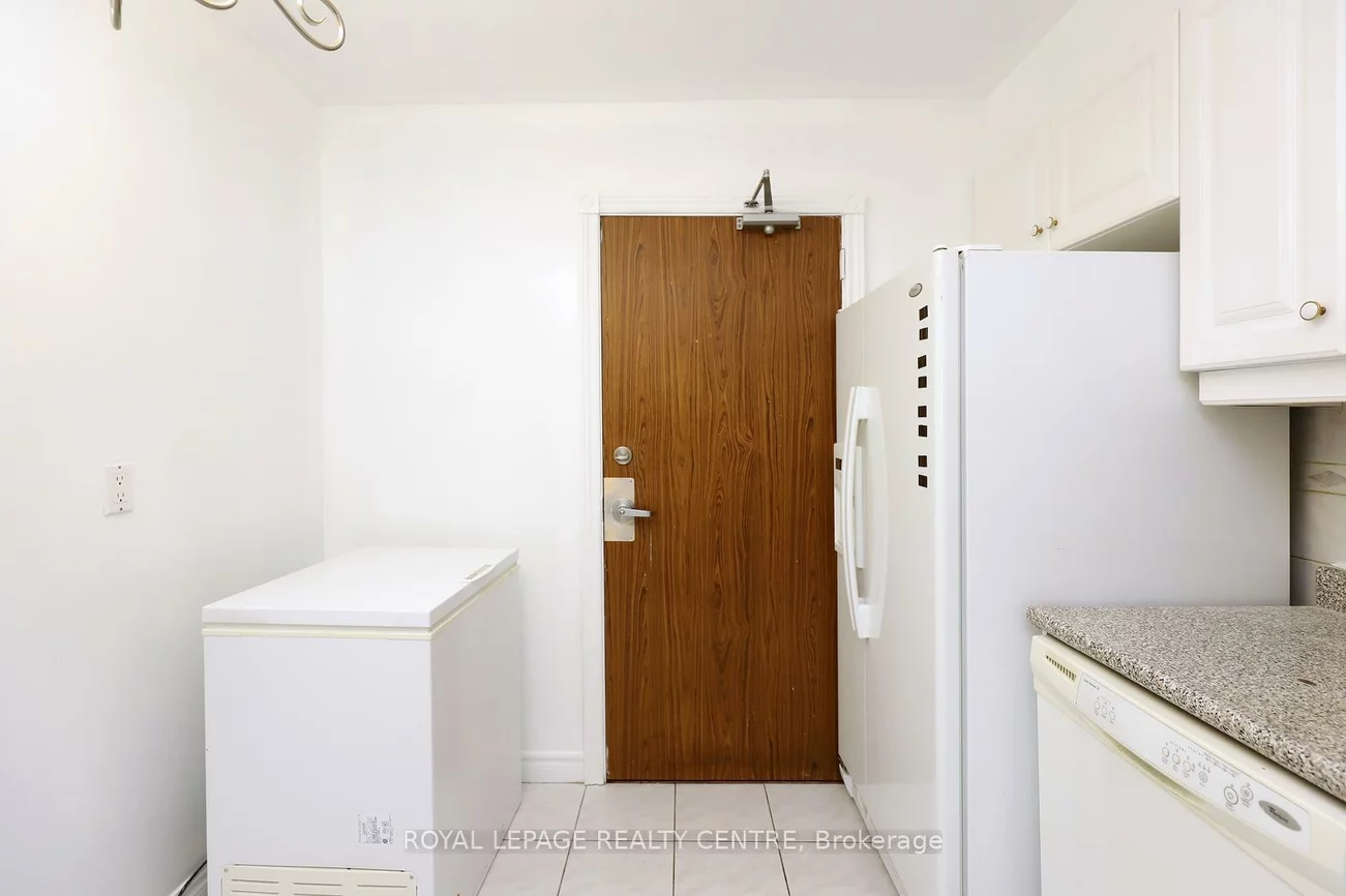 50, Mississauga Valley, Mississauga Valleys, Mississauga