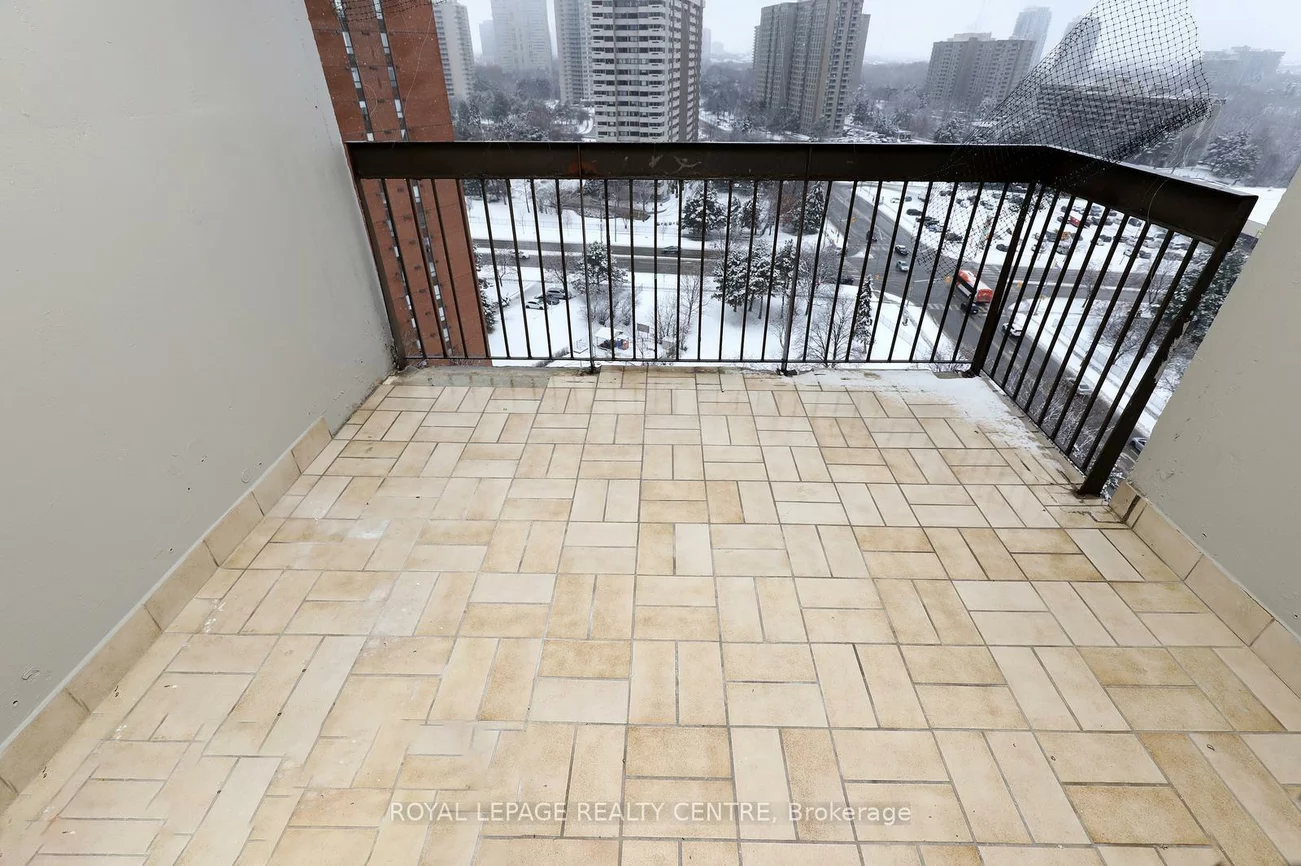 50, Mississauga Valley, Mississauga Valleys, Mississauga