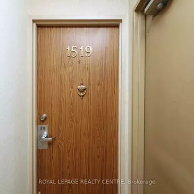 50, Mississauga Valley, Mississauga Valleys, Mississauga